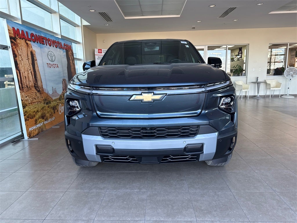 2025 Chevrolet Silverado EV LT