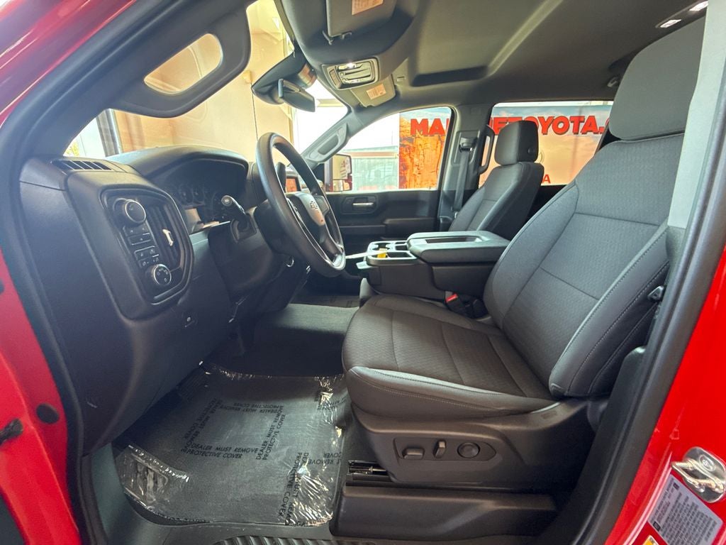 2025 Chevrolet Silverado 2500HD Custom