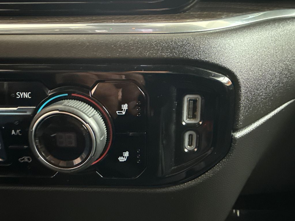 2025 Chevrolet Silverado 1500 LT LT1