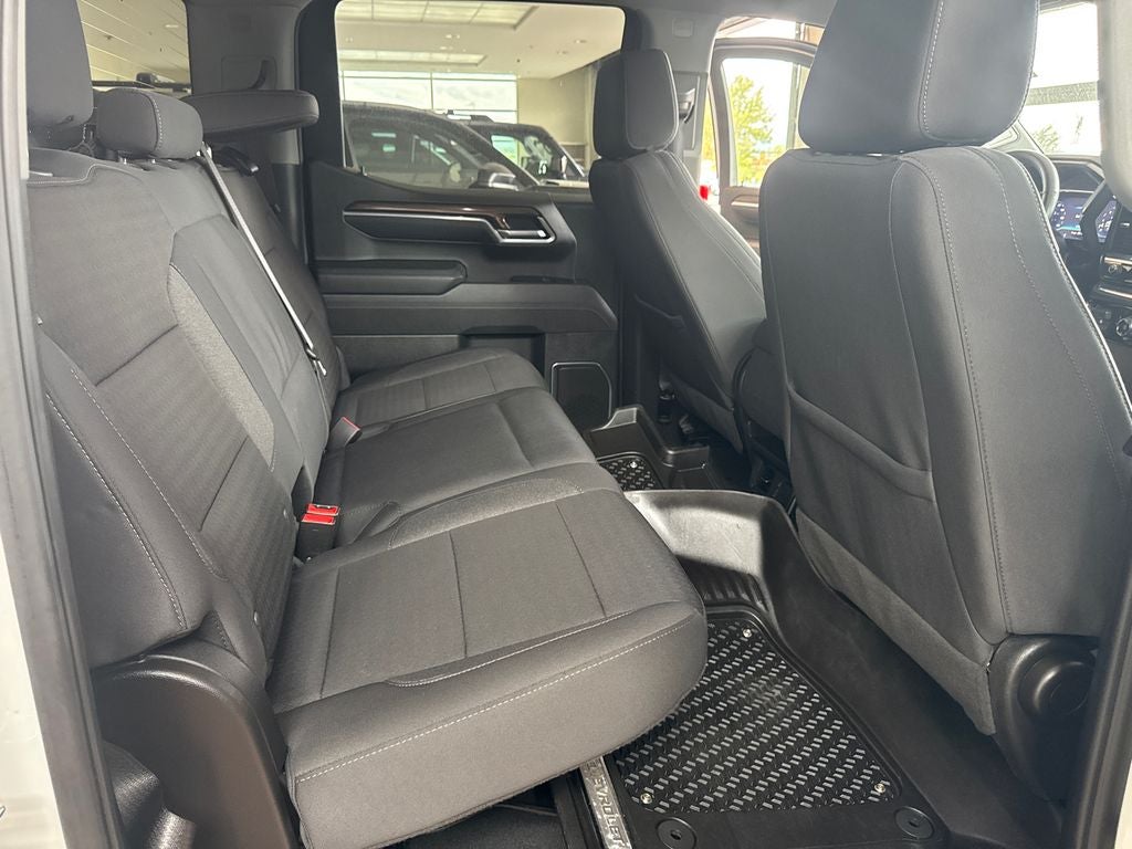 2025 Chevrolet Silverado 1500 LT LT1