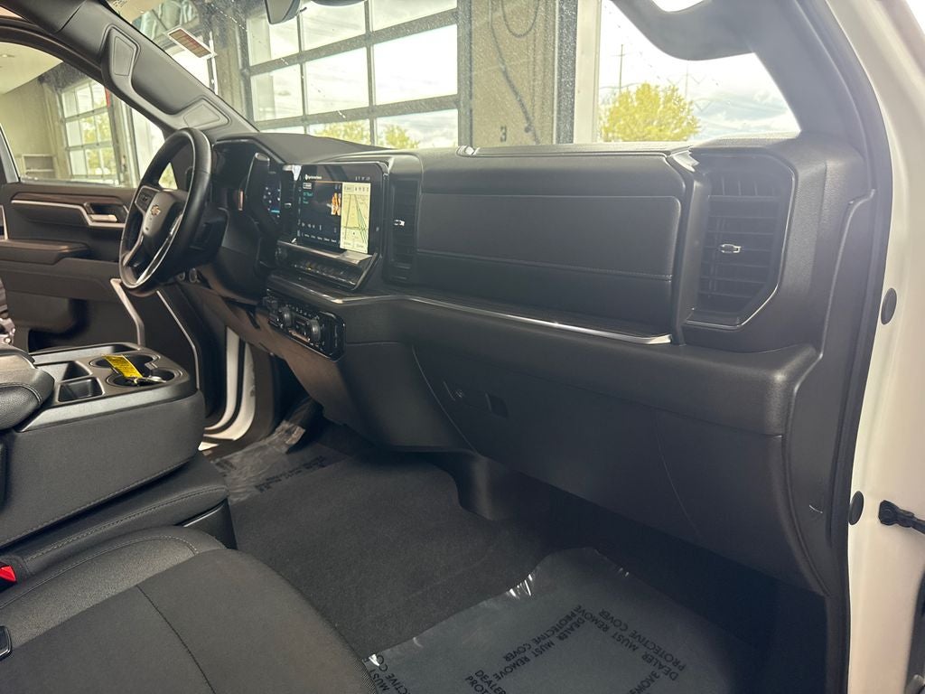 2025 Chevrolet Silverado 1500 LT LT1