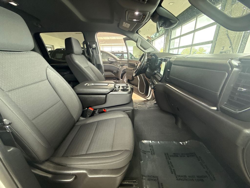 2025 Chevrolet Silverado 1500 LT LT1