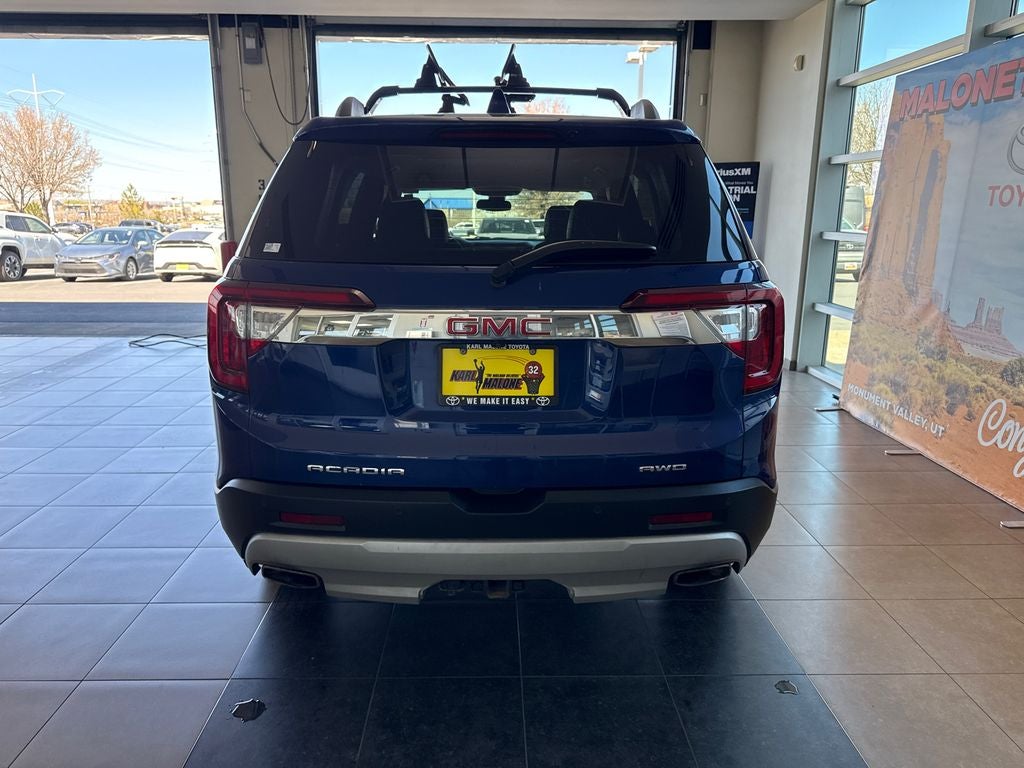2023 GMC Acadia SLT