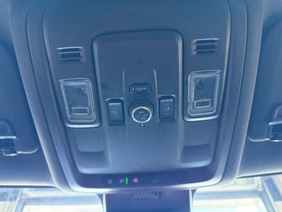 2025 GMC Yukon XL Elevation