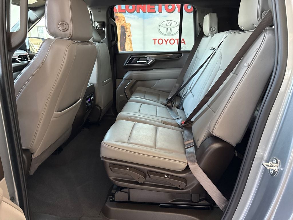 2025 GMC Yukon XL Elevation