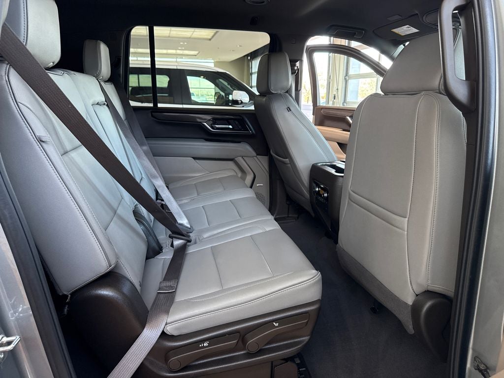 2025 GMC Yukon XL Elevation