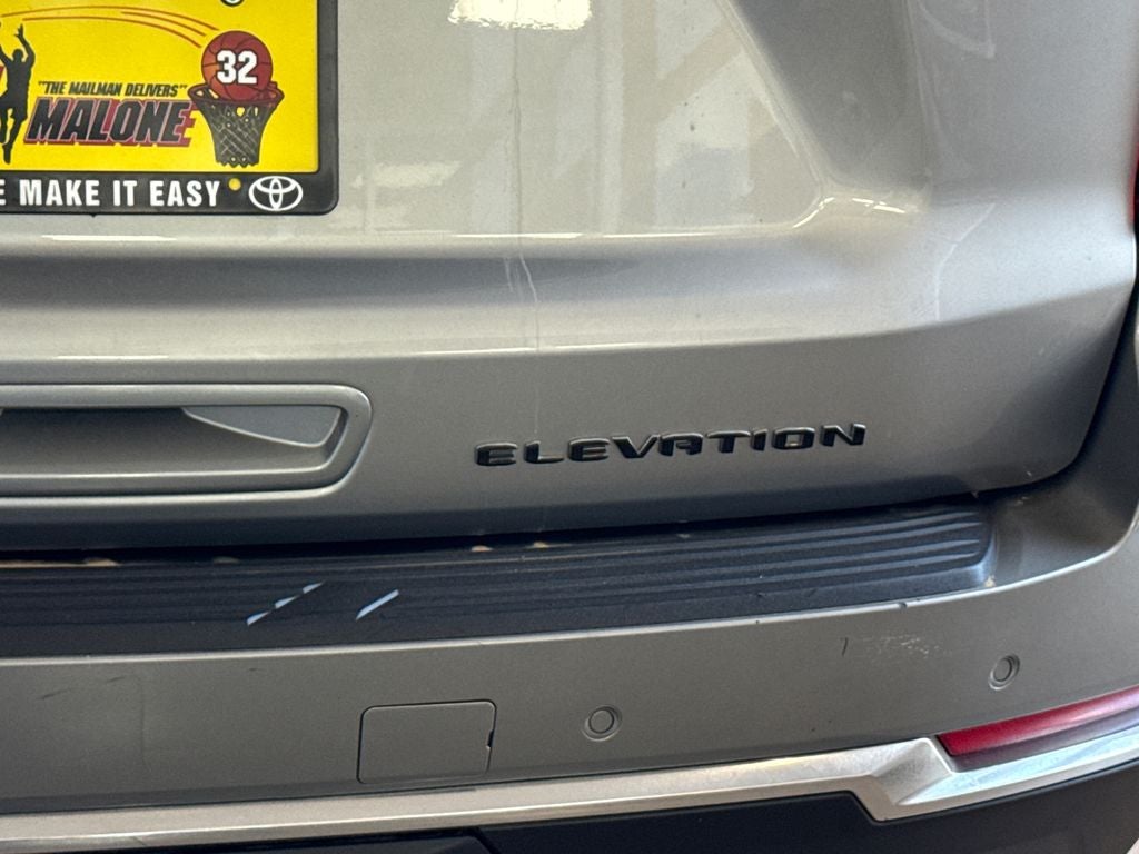 2025 GMC Yukon XL Elevation