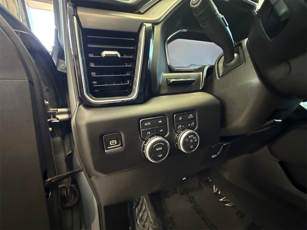 2025 GMC Sierra 3500HD Denali