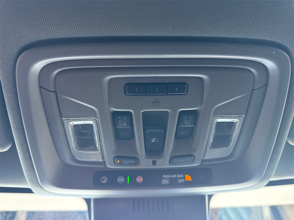 2025 GMC Sierra 3500HD Denali