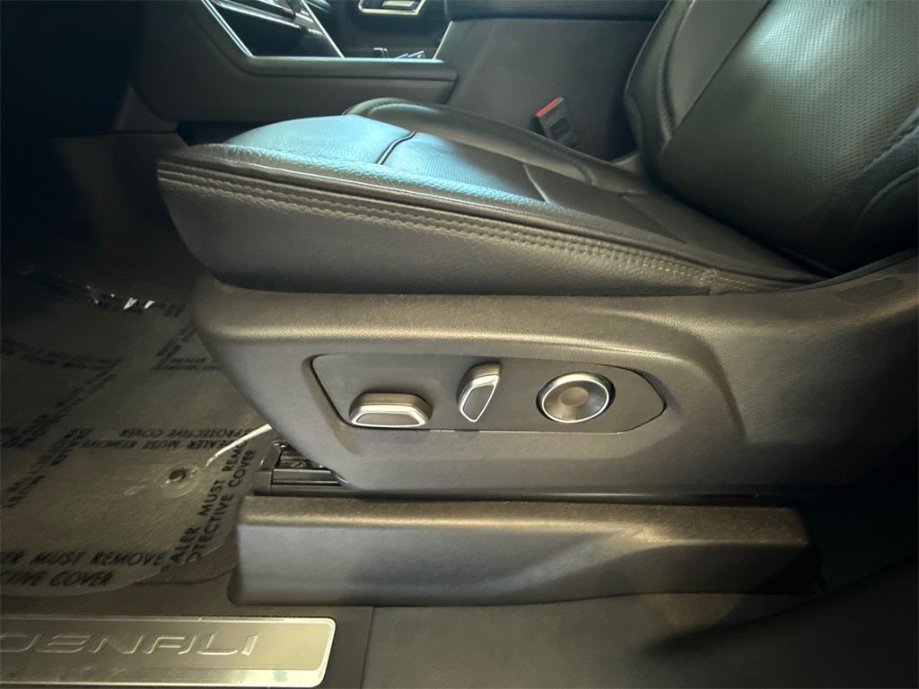 2025 GMC Sierra 3500HD Denali