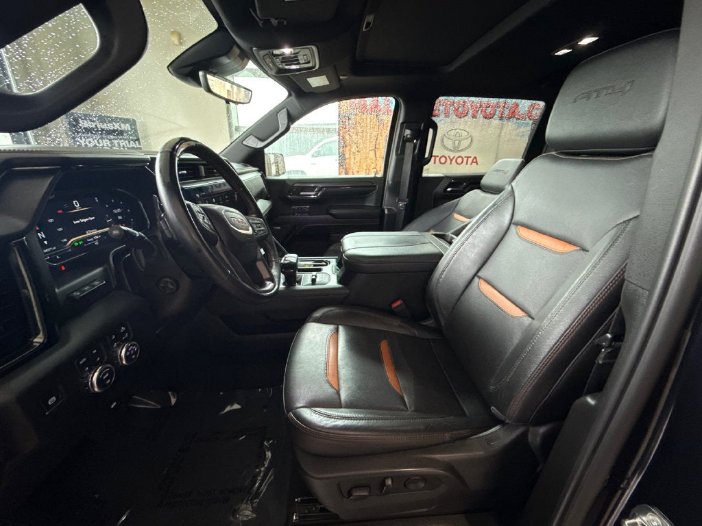2024 GMC Sierra 1500 AT4