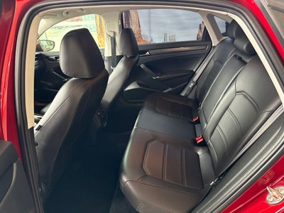2020 Volkswagen Passat 2.0T R-Line