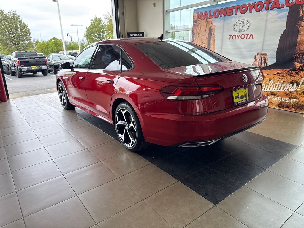 2020 Volkswagen Passat 2.0T R-Line