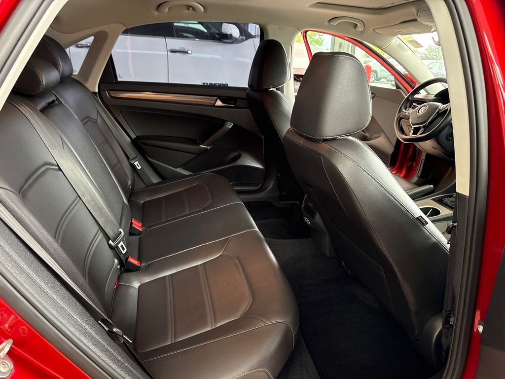 2020 Volkswagen Passat 2.0T R-Line