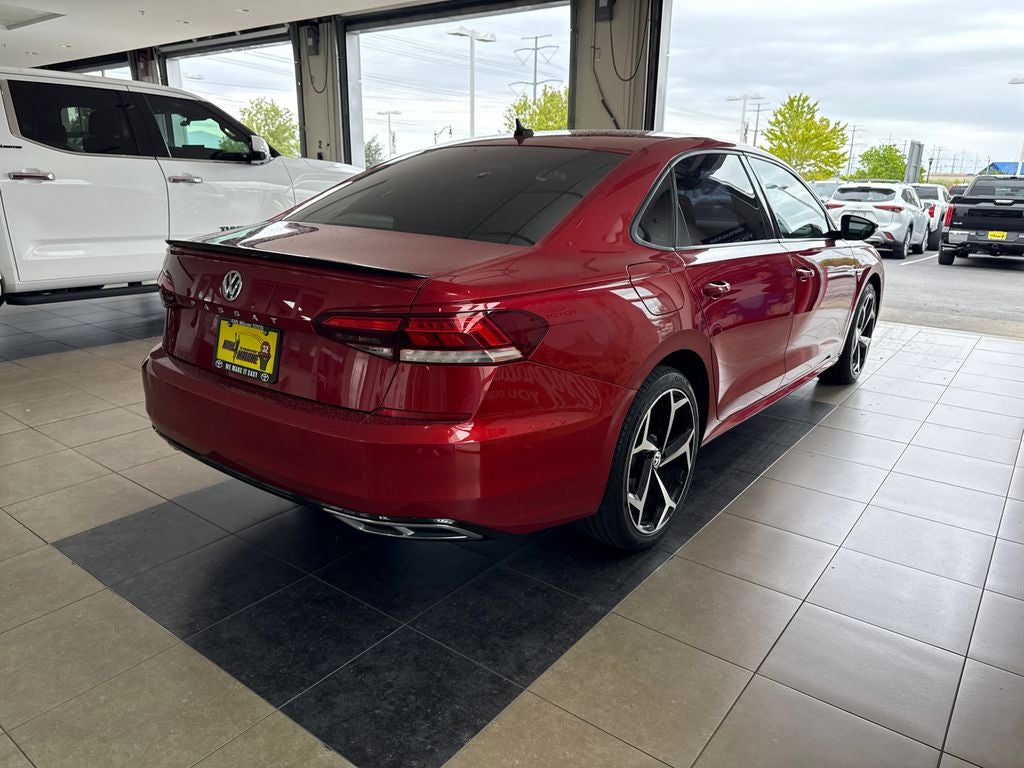 2020 Volkswagen Passat 2.0T R-Line