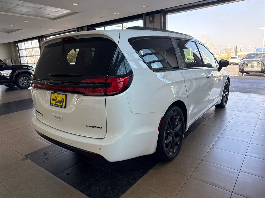 2026 Chrysler Pacifica Limited