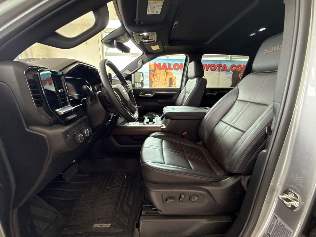 2025 Chevrolet Silverado 3500HD High Country