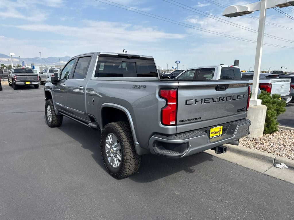 2025 Chevrolet Silverado 3500HD High Country