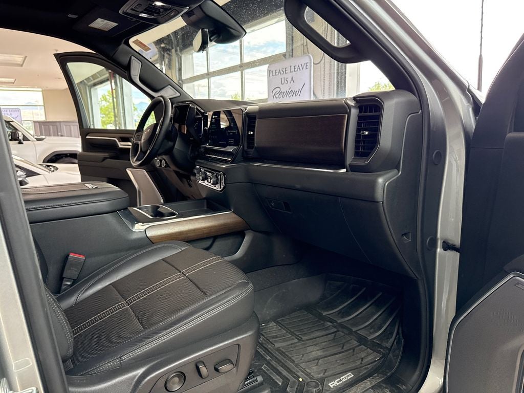 2025 Chevrolet Silverado 3500HD High Country