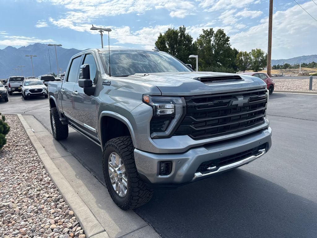 2025 Chevrolet Silverado 3500HD High Country