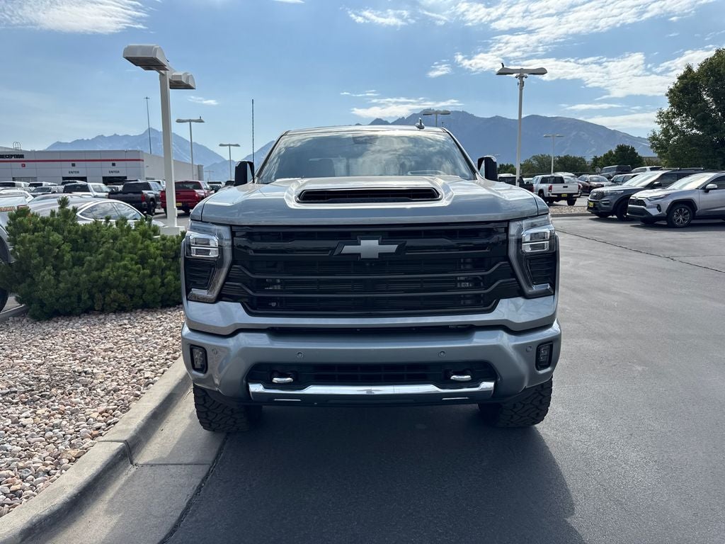 2025 Chevrolet Silverado 3500HD High Country