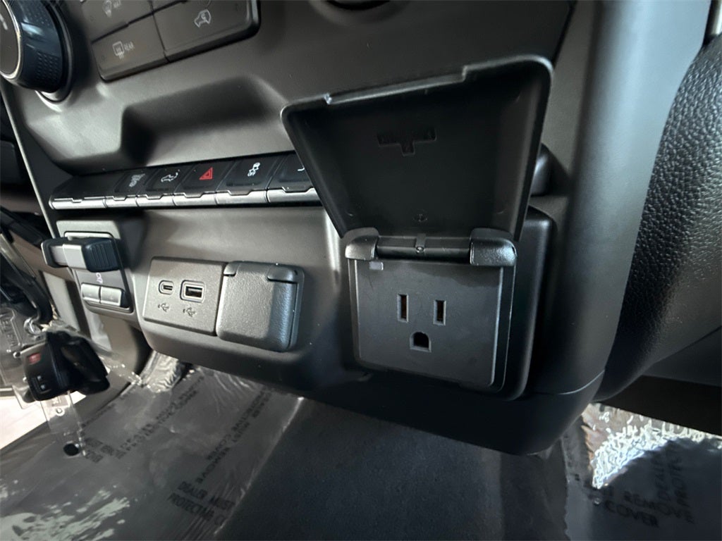 2023 Chevrolet Silverado 2500HD Custom