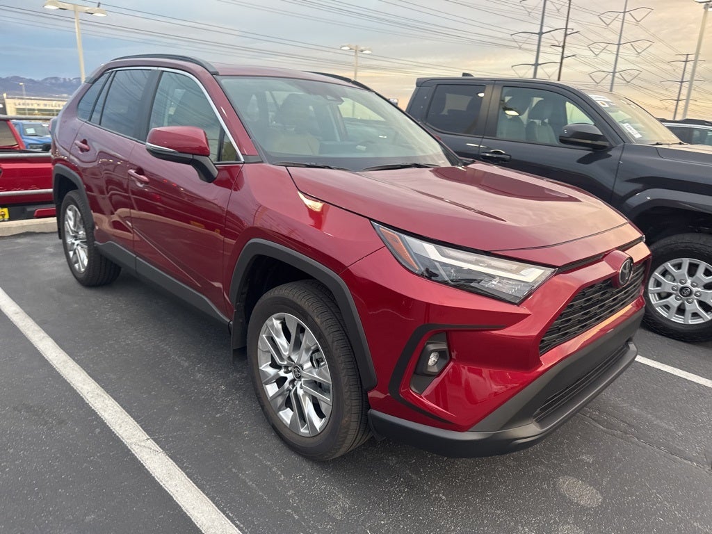2025 Toyota RAV4 XLE Premium