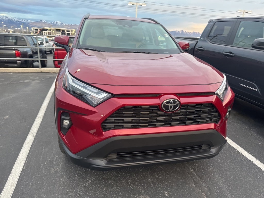 2025 Toyota RAV4 XLE Premium