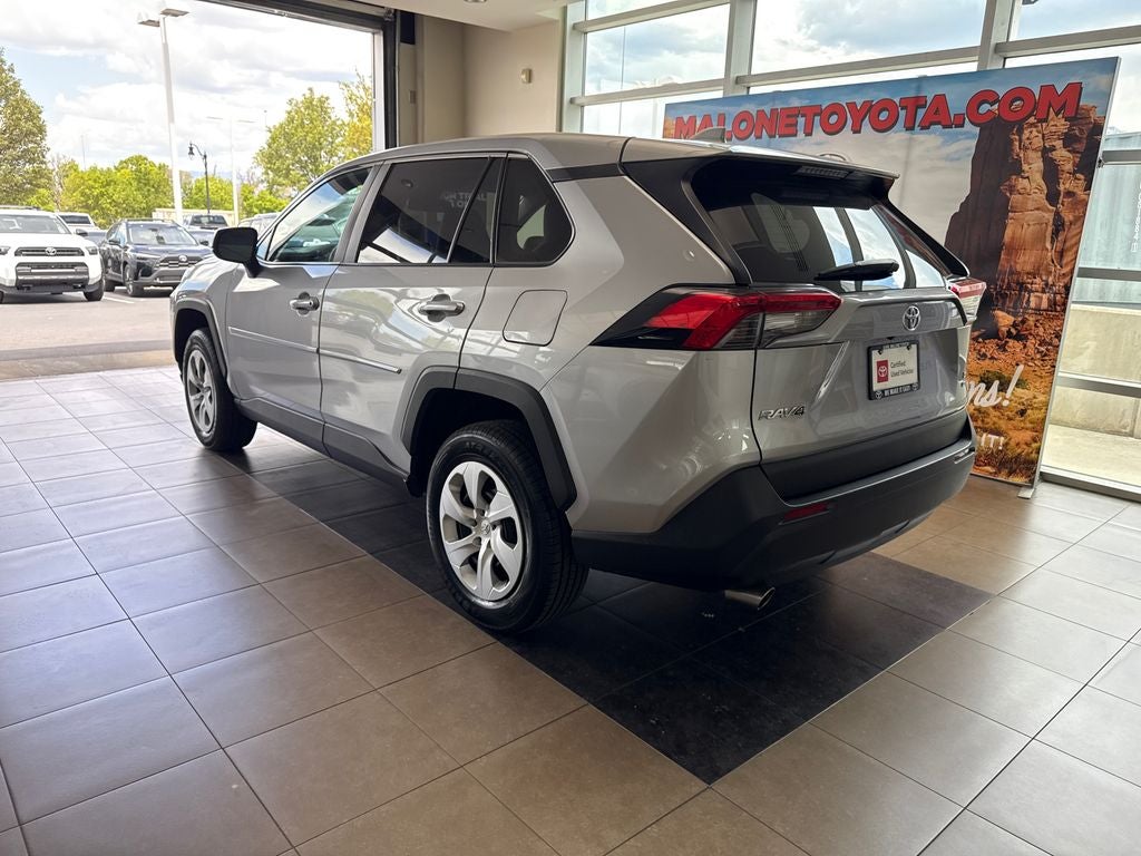 2025 Toyota RAV4 LE