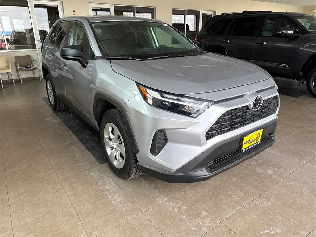 2024 Toyota RAV4 LE