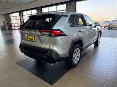 2024 Toyota RAV4 LE