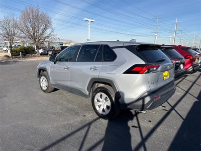 2024 Toyota RAV4 LE