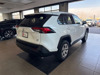 2024 Toyota RAV4 LE