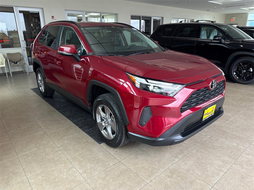 2025 Toyota RAV4 XLE