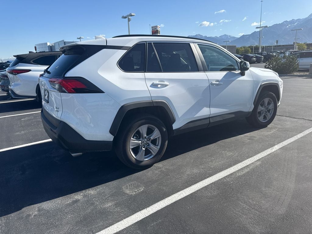 2024 Toyota RAV4 XLE