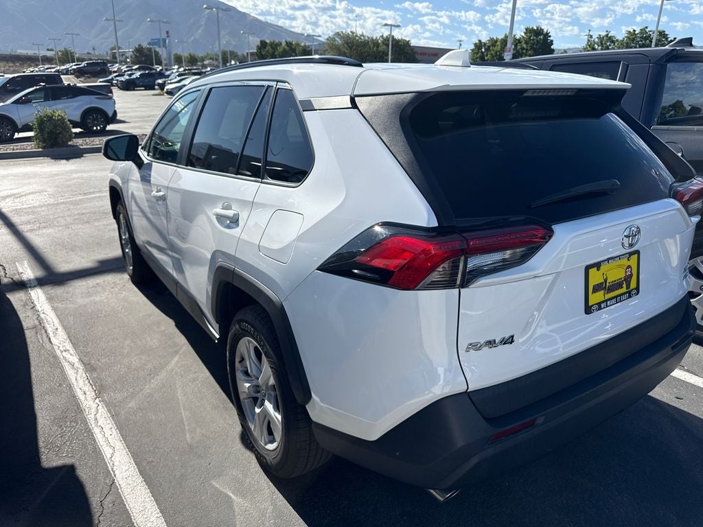 2020 Toyota RAV4 XLE