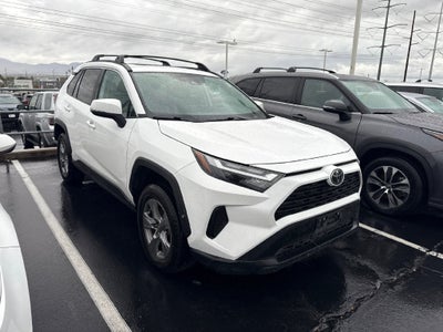 2022 Toyota RAV4 XLE