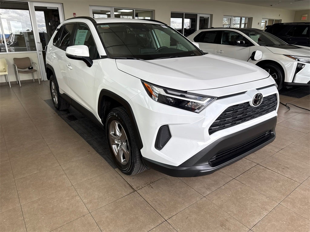 2023 Toyota RAV4 XLE