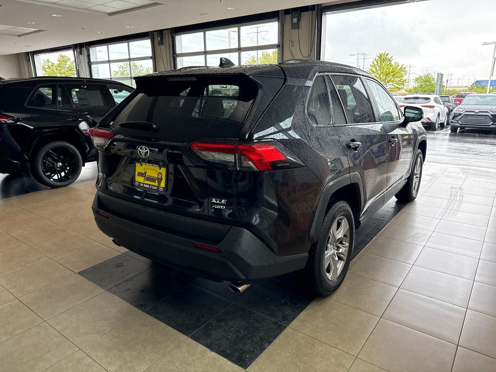 2025 Toyota RAV4 XLE