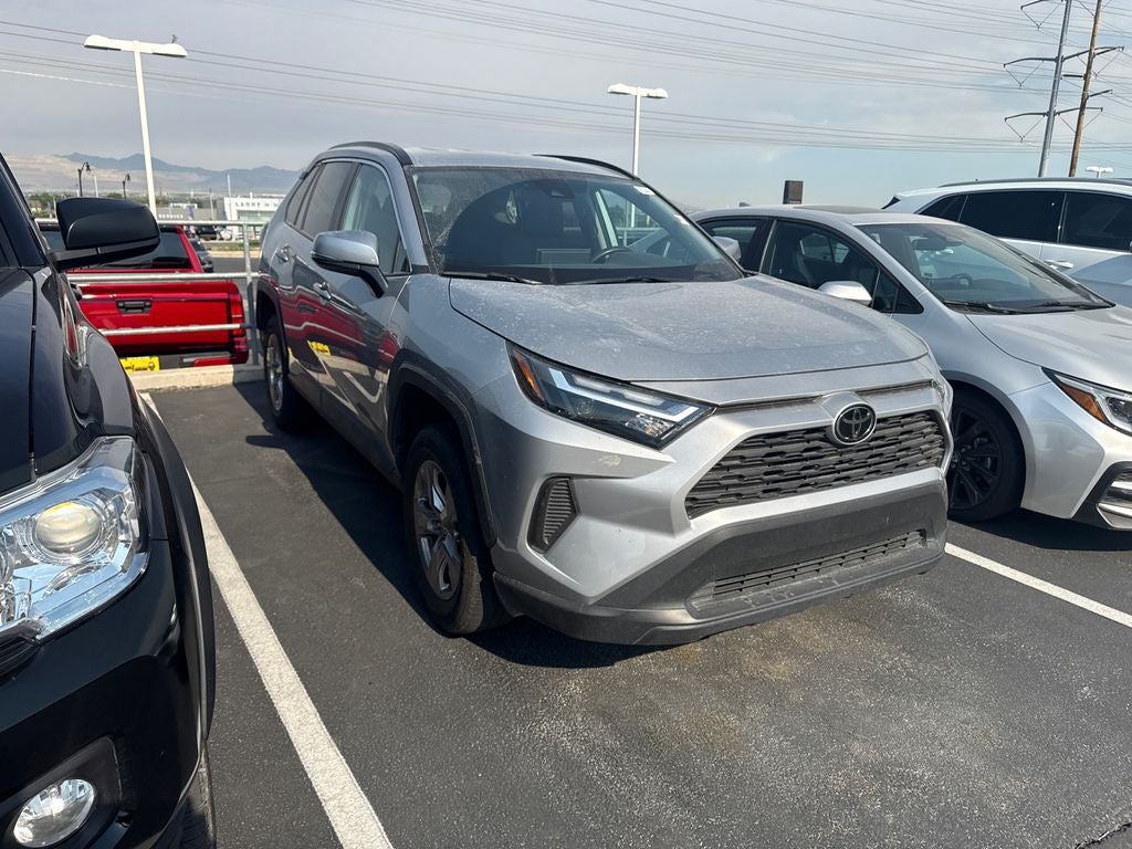 2025 Toyota RAV4 XLE