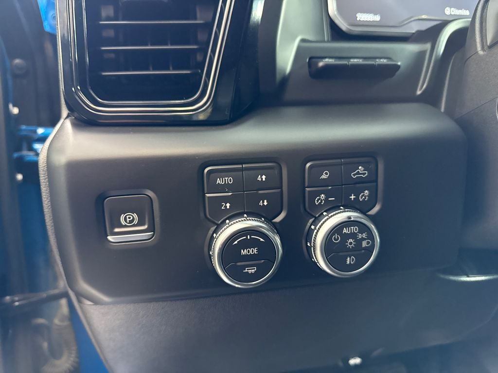 2022 GMC Sierra 1500 AT4