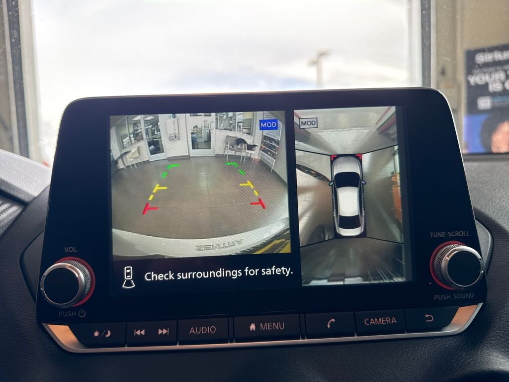 2023 Nissan Sentra SR