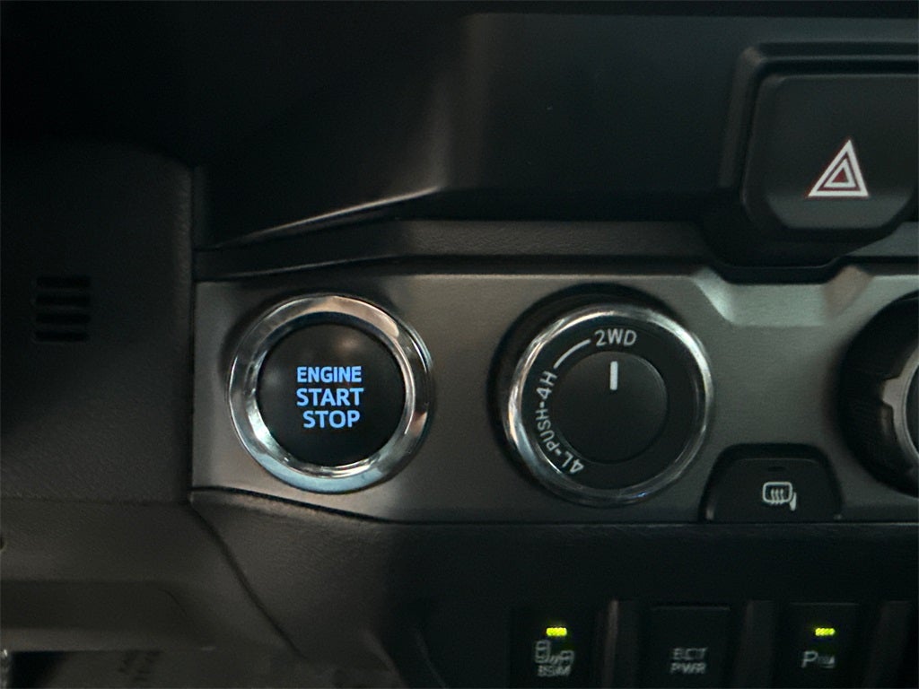 2023 Toyota Tacoma TRD Sport V6