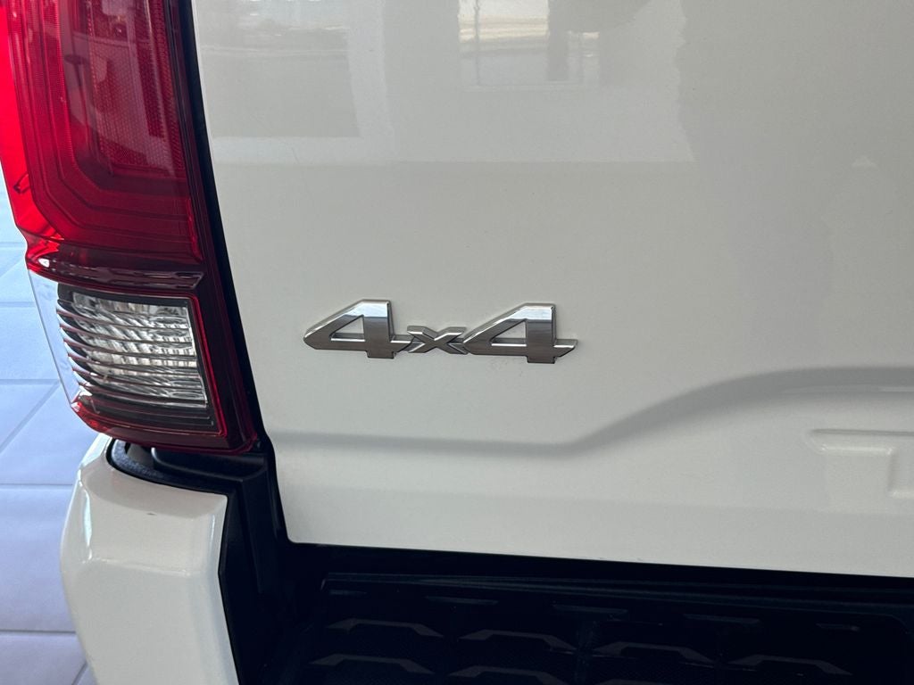 2022 Toyota Tacoma SR V6