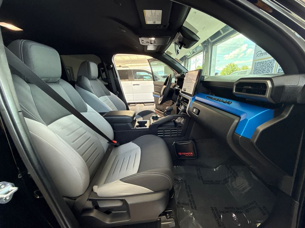 2025 Toyota Tacoma Hybrid TRD Off Road