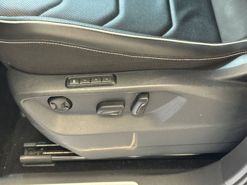 2022 Volkswagen Tiguan 2.0T SEL R-Line
