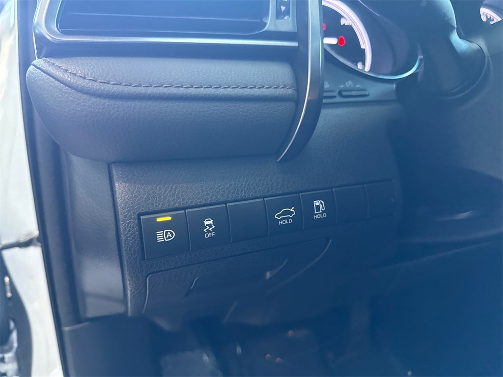 2019 Toyota Camry Hybrid LE