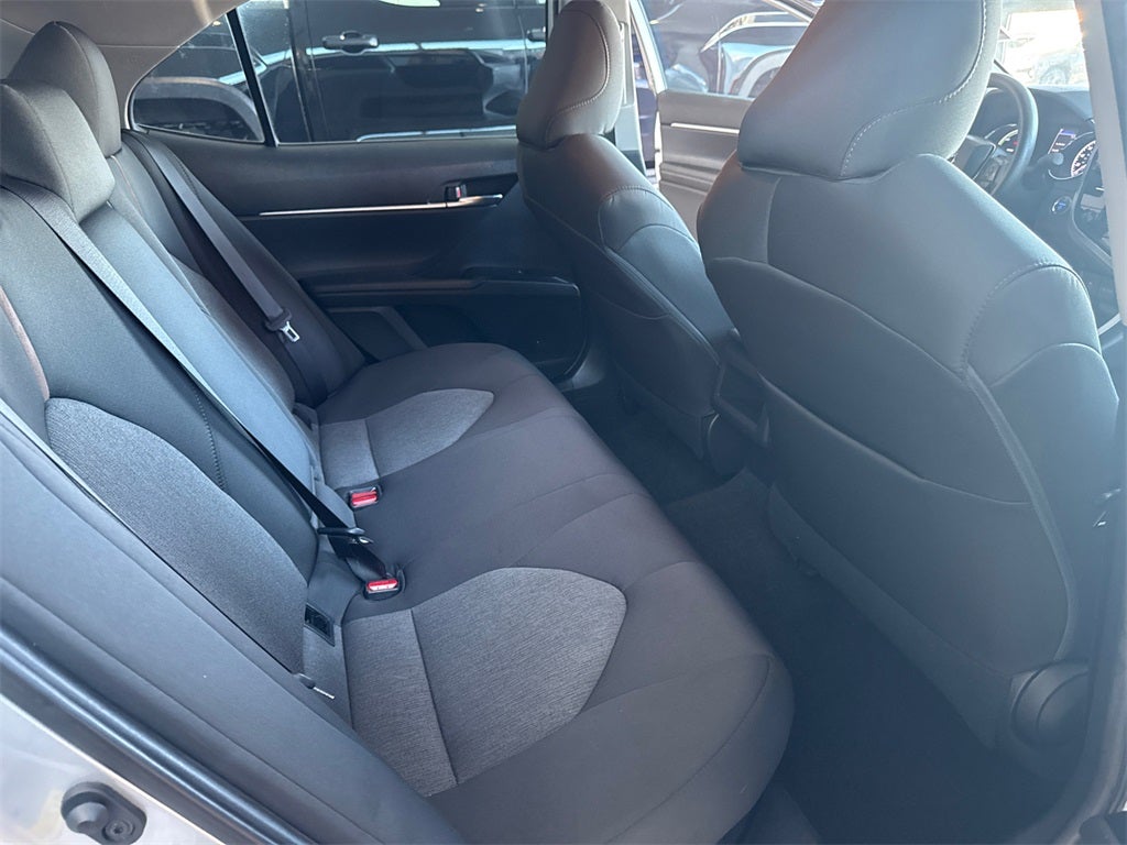 2019 Toyota Camry Hybrid LE