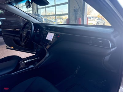 2019 Toyota Camry Hybrid LE