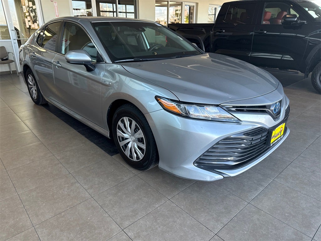 2019 Toyota Camry Hybrid LE